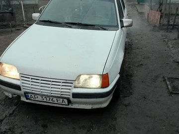Авто Opel Kadett 1987 № 8249768
