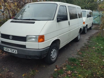 Авто Volkswagen Transporter 1991 № 8249793