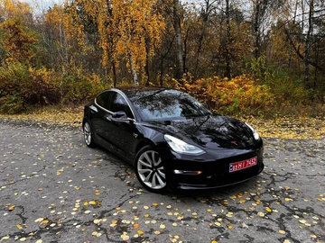 Авто Tesla Model 3 2018 № 8249908