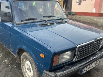 Авто ВАЗ 2107 2007 № 8250035