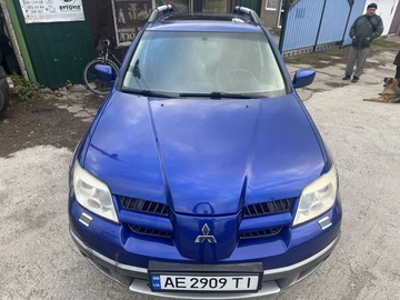 Авто Mitsubishi Outlander 2005 № 8250041