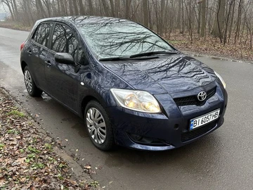 Авто Toyota Auris 2008 № 8250066