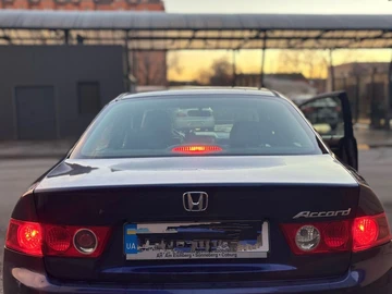 Авто Honda Accord 2004 № 8250070