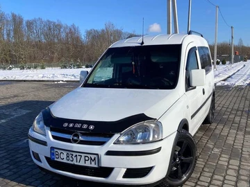 Авто Opel Combo 2010 № 8250121