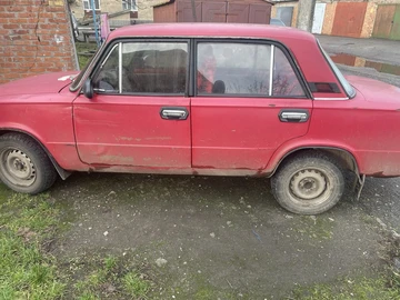 Авто ВАЗ 2101 1982 № 8250219