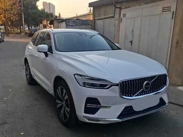 Авто Volvo Xc60 2022 № 8250328