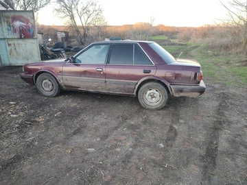 Авто Nissan Bluebird 1989 № 8250712