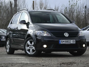 Авто Volkswagen Golf Plus 2008 № 8250716