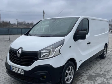Авто Renault Trafic 2015 № 8250727