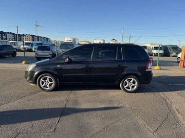 Авто Opel Zafira 2012 № 8250732