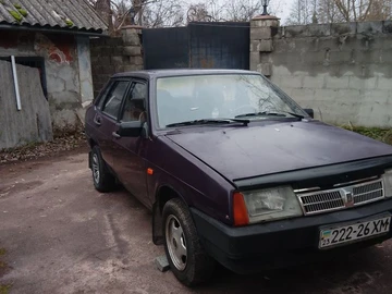 Авто ВАЗ 21099 1997 № 8250743