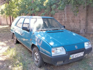 Авто Skoda Forman 1993 № 8250922