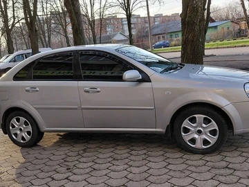 Авто Chevrolet Lacetti 2008 № 8250920