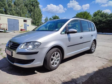 Авто Volkswagen Touran 2009 № 8250960