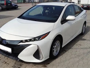 Авто Toyota Prius 2021 № 8250968