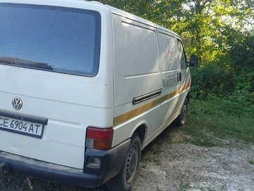 Авто Volkswagen Transporter 1997 № 8251149