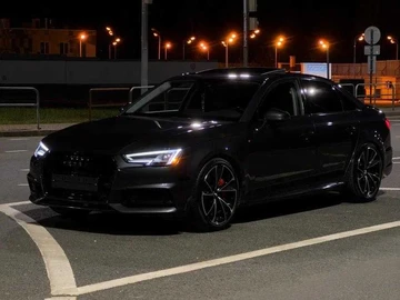 Авто Audi A4 2018 № 8251180
