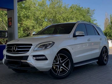 Авто Mercedes Ml Серия 2012 № 8251220
