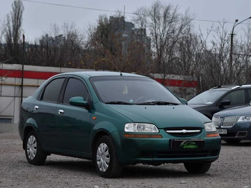 Авто Chevrolet Aveo 2005 № 8251536