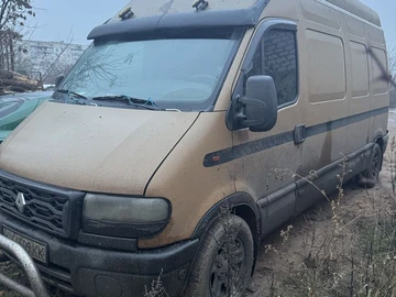 Авто Renault Master 2000 № 8251537