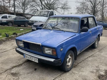 Авто ВАЗ 2107 1992 № 8251559