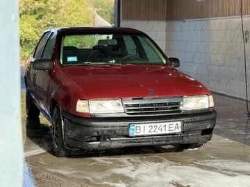 Авто Opel Vectra 1990 № 8251679