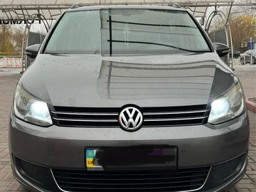 Авто Volkswagen Touran 2010 № 8251857