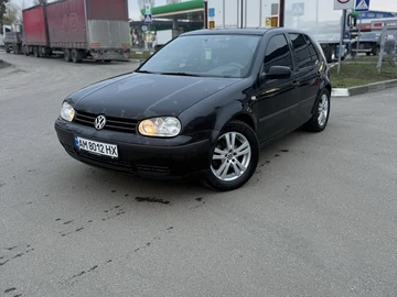 Авто Volkswagen Golf 2000 № 8251941