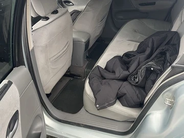 Авто Renault Laguna 2003 № 8251968