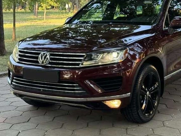 Авто Volkswagen Touareg 2017 № 8252014