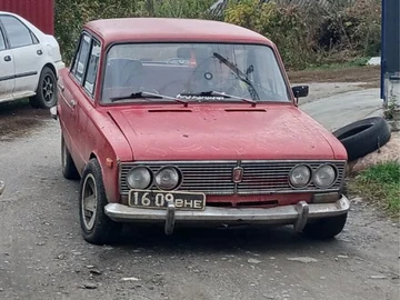Авто ВАЗ 2103 1978 № 8252126