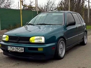 Авто Volkswagen Golf 1997 № 8252146