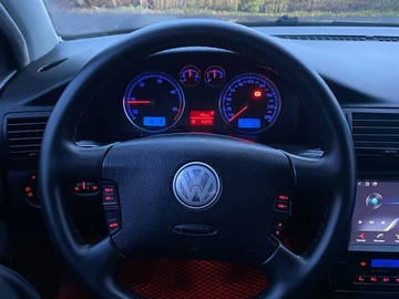 Авто Volkswagen Passat Sedan 2003 № 8252245