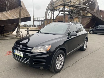 Авто Volkswagen Touareg 2012 № 8252260
