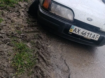 Авто Ford Sierra 1988 № 8252261