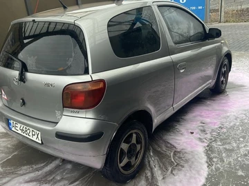 Авто Toyota Auris 2004 № 8252437