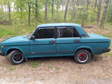 Авто ВАЗ 2107 2004 № 8252540