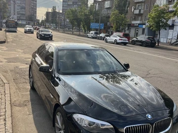 Авто BMW 5 Серия 2011 № 8252655