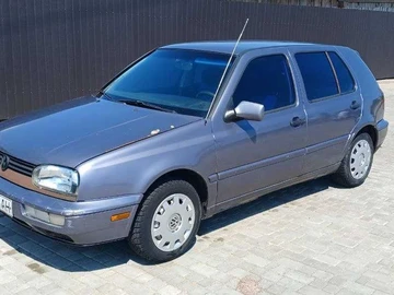 Авто Volkswagen Golf 1996 № 8252762