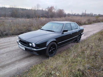 Авто BMW 7 Серия 1989 № 8252922