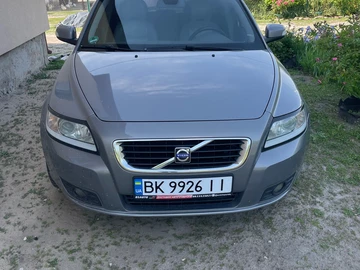 Авто Volvo V50 2008 № 8253056