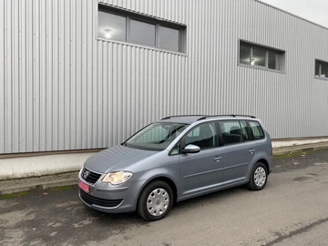 Авто Volkswagen Touran 2010 № 8253409