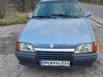 Авто Opel Kadett 1988 № 8253442