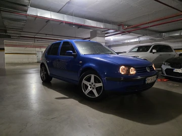 Авто Volkswagen Golf 1998 № 8253613