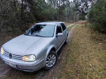 Авто Volkswagen Golf 2000 № 8253685