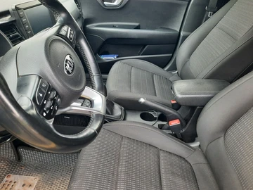 Авто KIA Stonic 2018 № 8253837