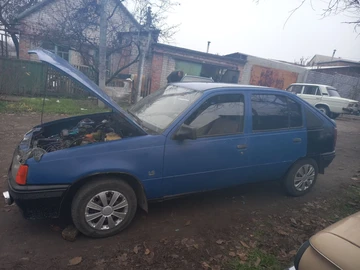 Авто Opel Kadett 1986 № 8253866