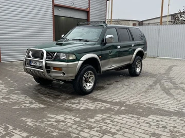Авто Mitsubishi Pajero Sport 2000 № 8253908