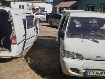 Авто Hyundai H1 Starex  1995 № 8253913