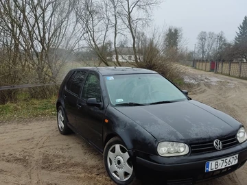 Авто Volkswagen Golf 1998 № 8254035